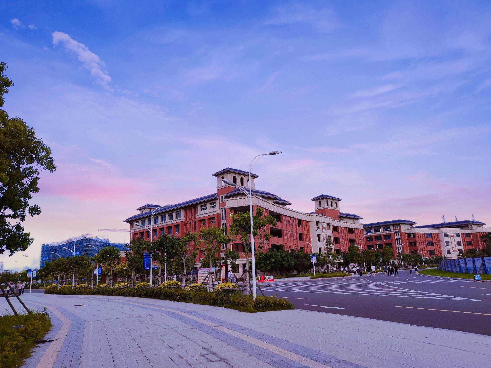 在福建信息职业技术学院就读是什么体验? - 知乎