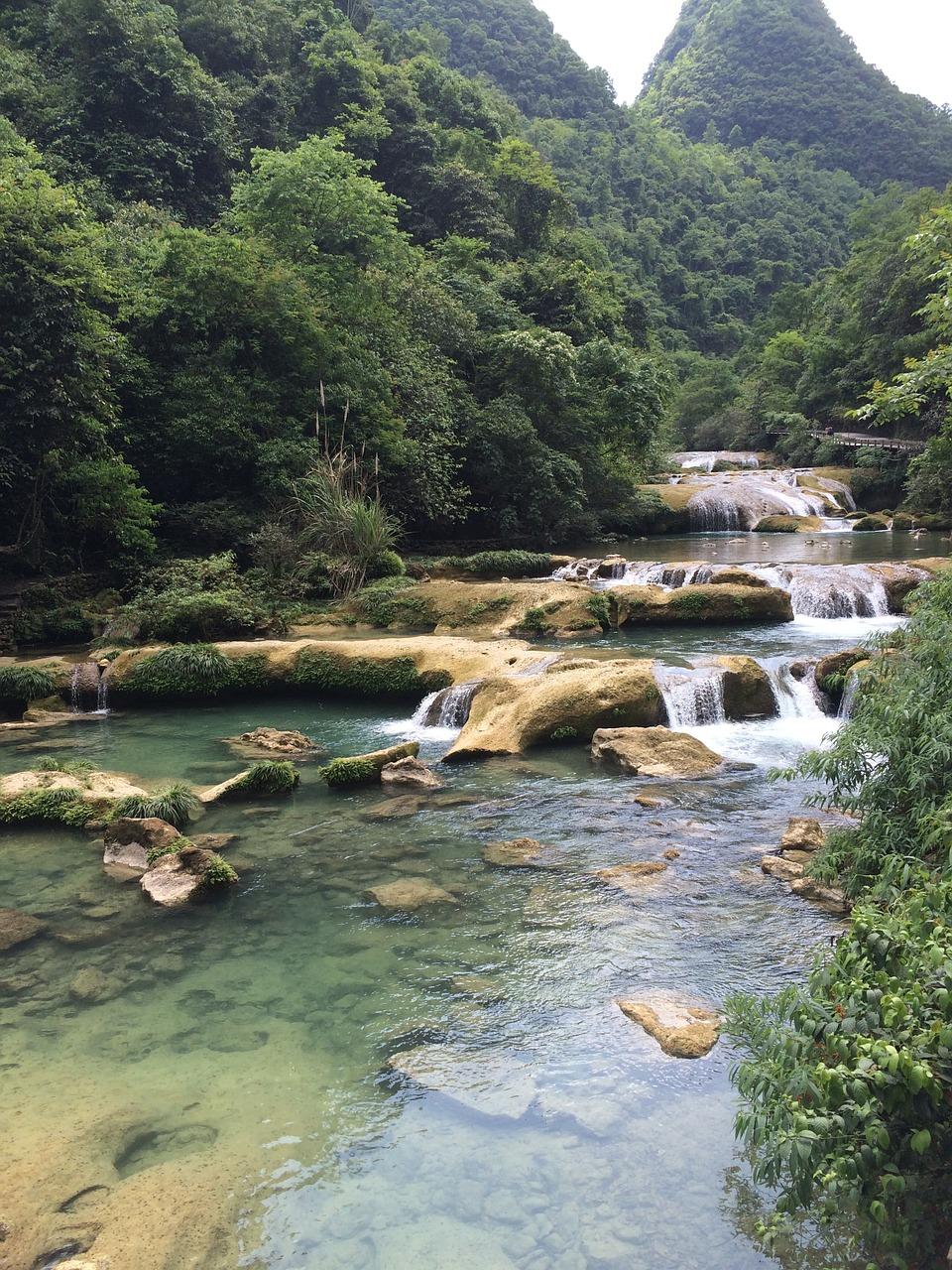 3. 餐厅背景墙