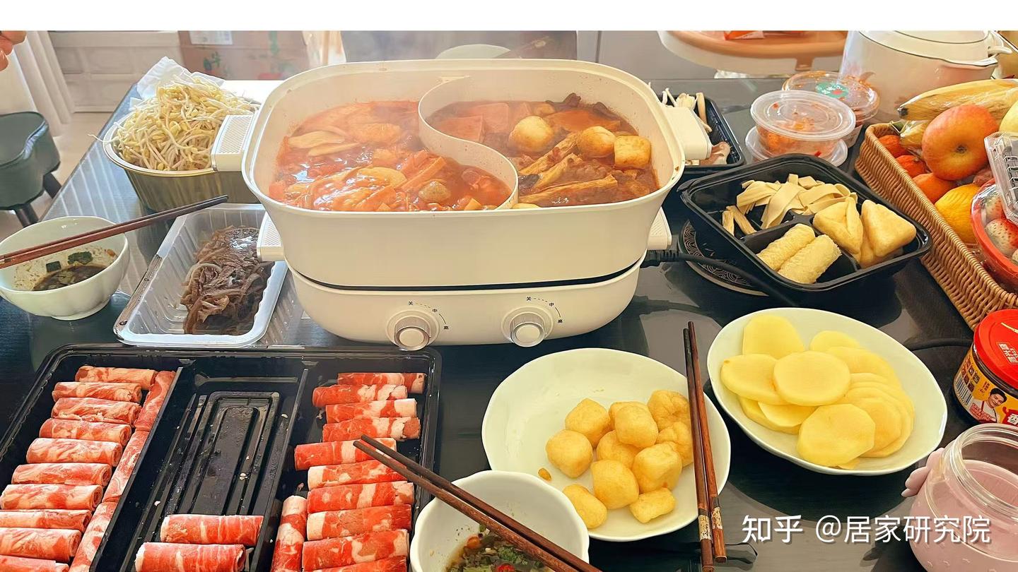 新年聚餐神器安利!从“众口难调”到“阖家欢”只差1台“可涮可烤”的鸳鸯锅