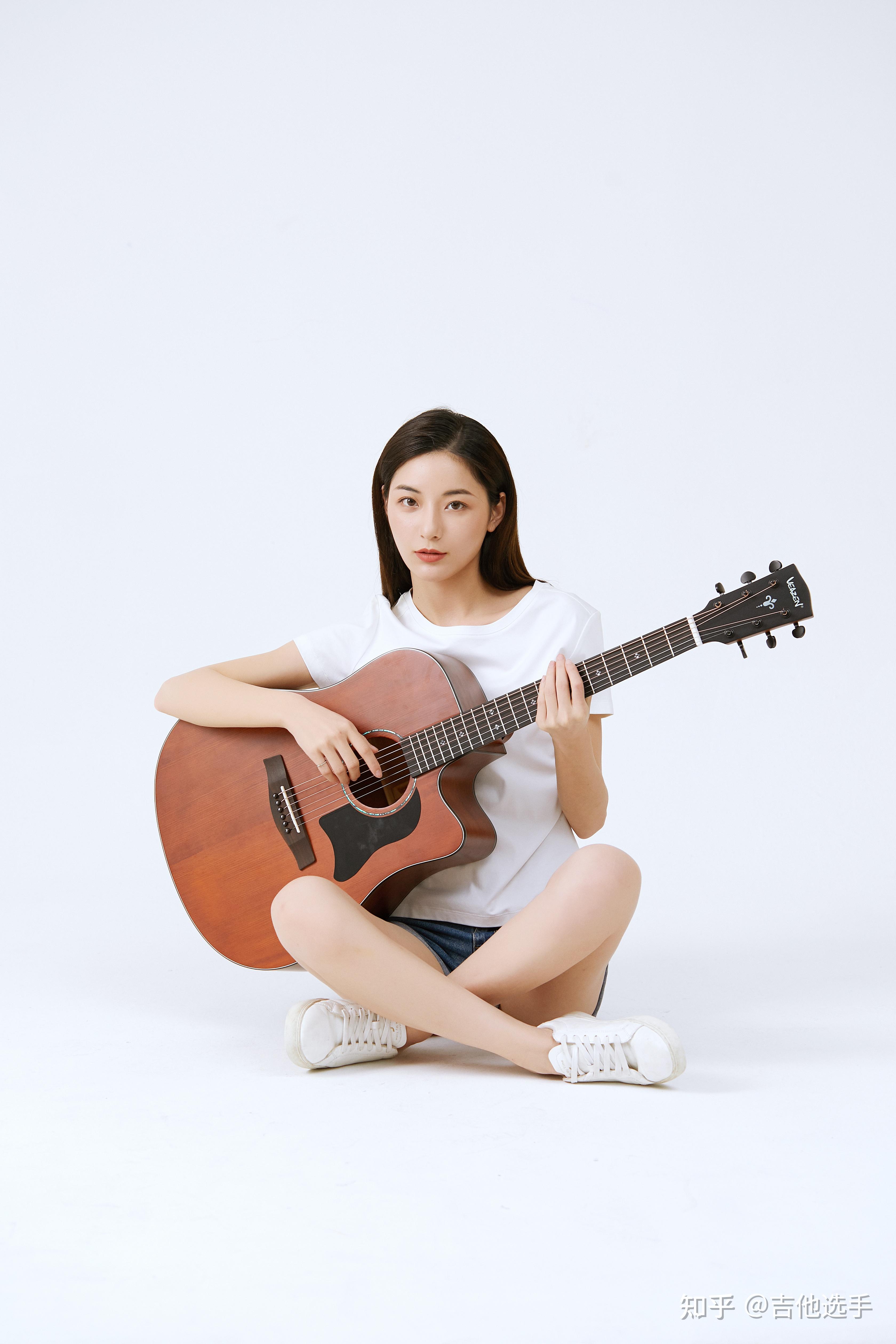 吉他小白女生学吉他有什么型号推荐最好400800