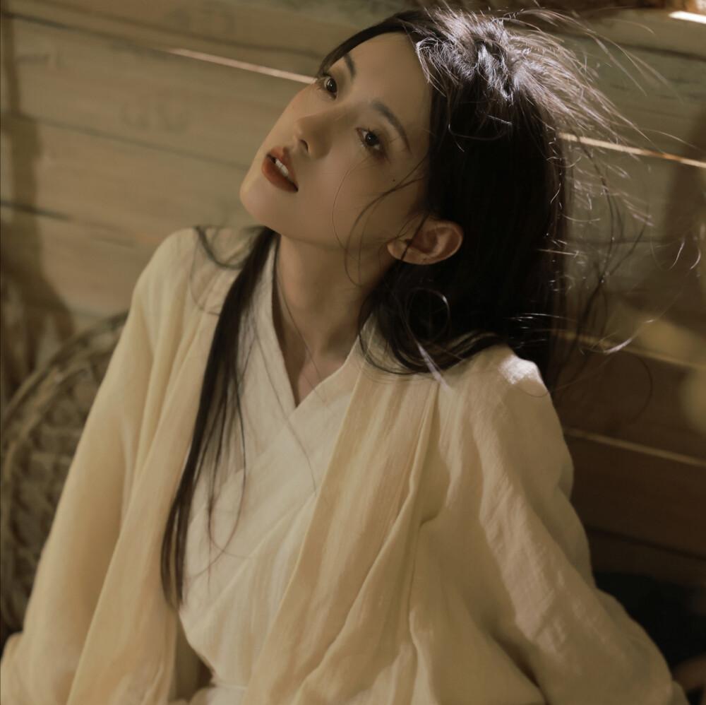 高冷的古风女头像有哪些