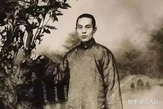 上海滩三大亨结局:一人扫大街,一人病逝香港,一人成汉奸被枪杀