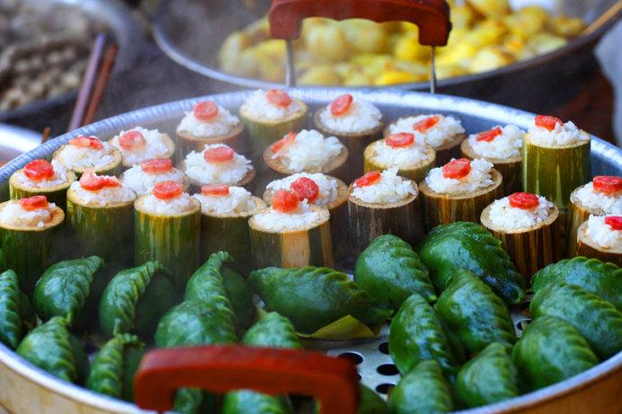 阳春四月闻油菜花香品婺源小吃