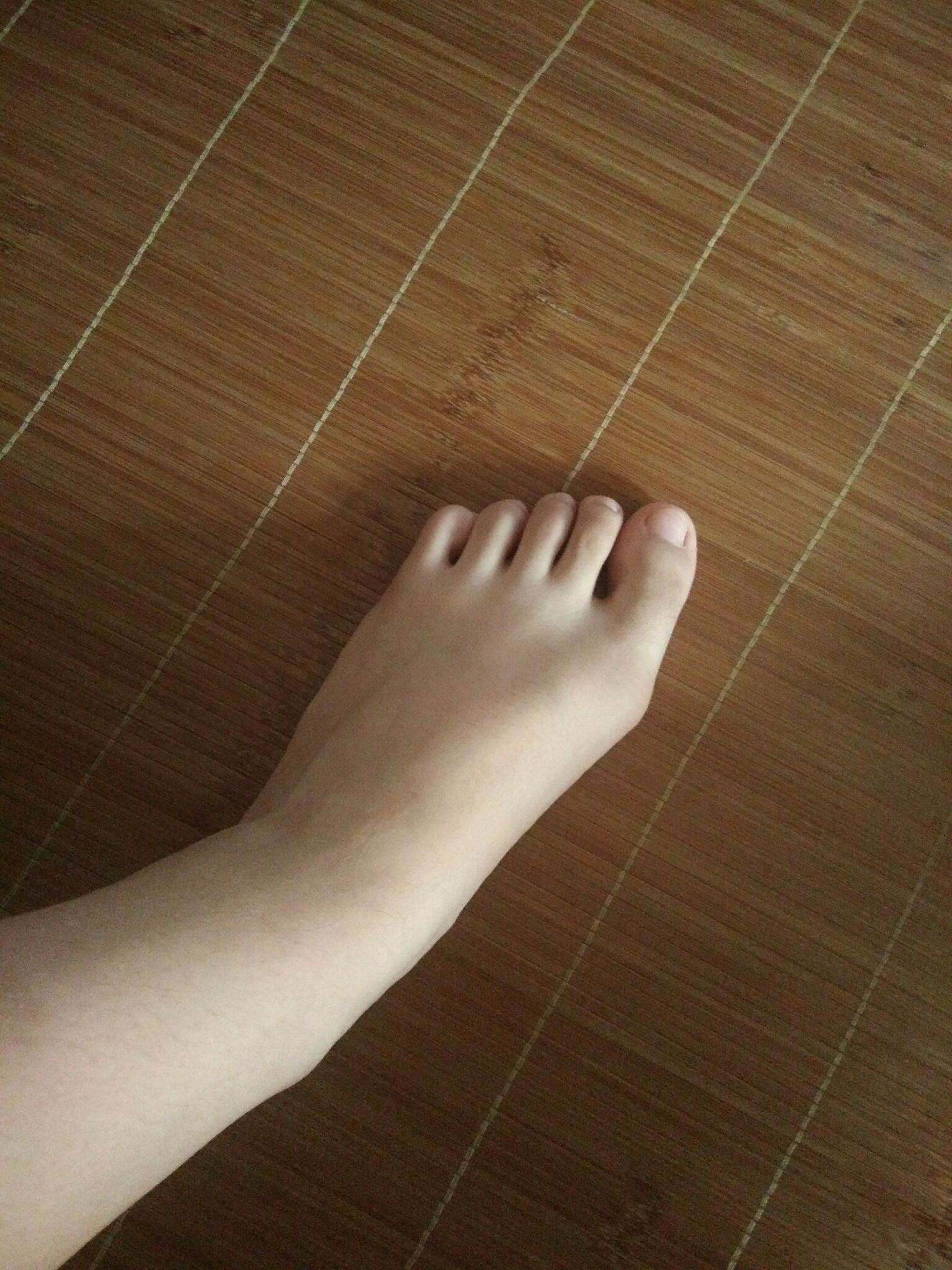 女生脚丑是种什么样的体验?