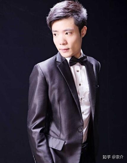 如何看待韩金龙颜值精气神的变化