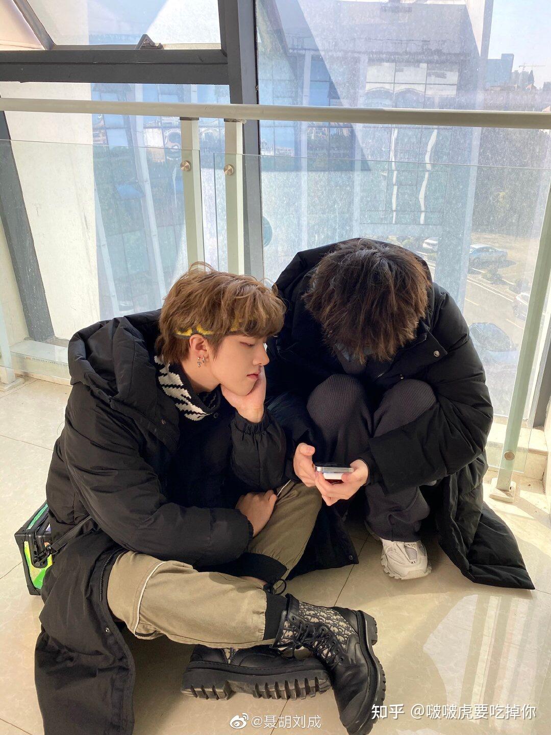 抖音上有哪些你喜欢的同性恋者或者同性恋情侣(露脸)? - 知乎