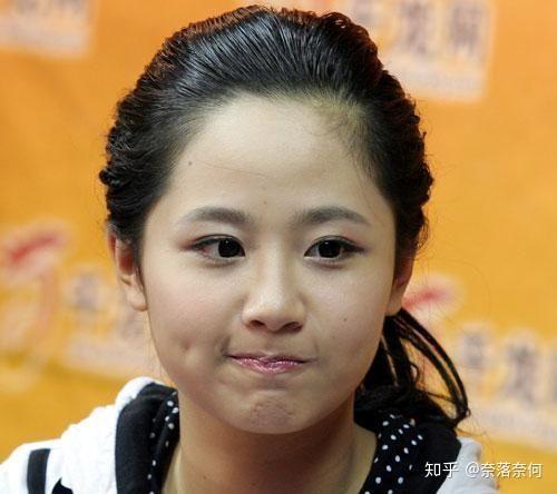 印象中的杨紫一直都是有刘海的是因为发际线高吗感觉杨紫没有刘海也能
