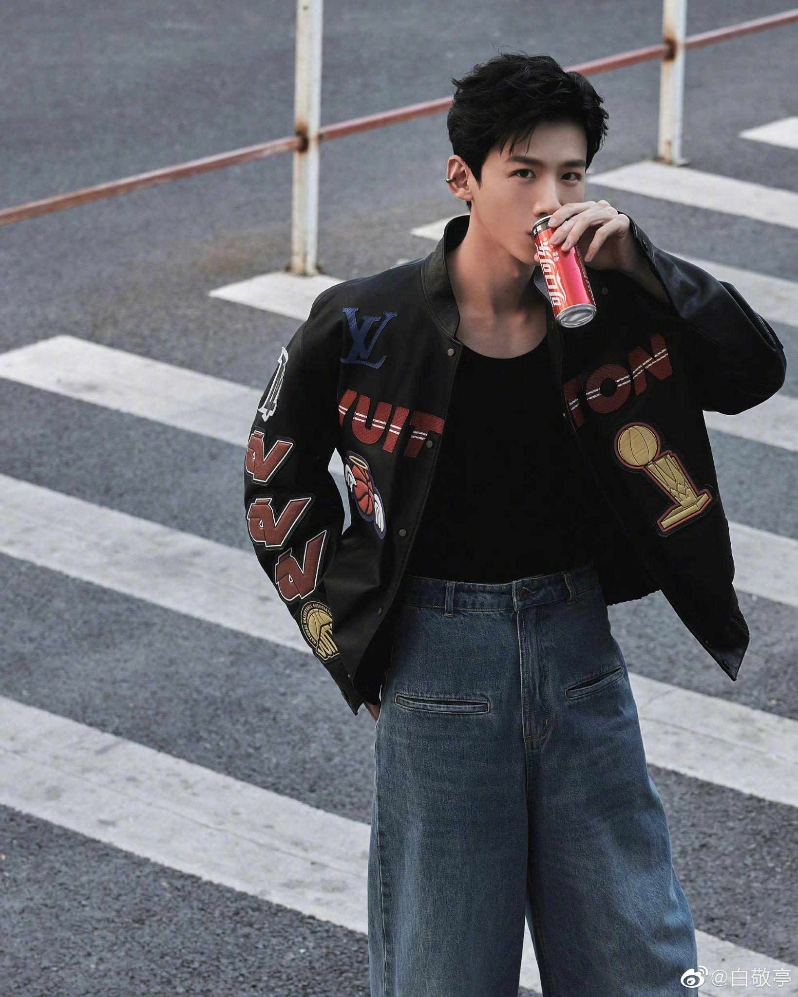 有没有白敬亭很惊艳的照片