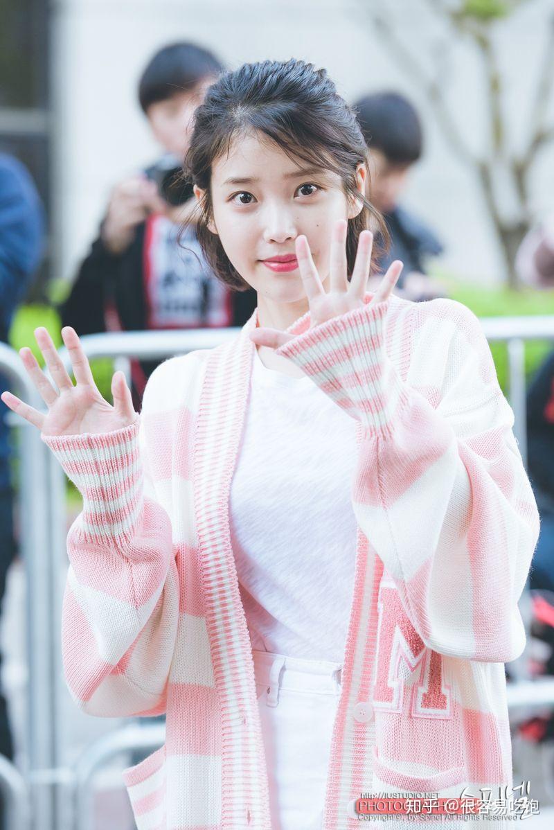 iu的手有多大? - 知乎