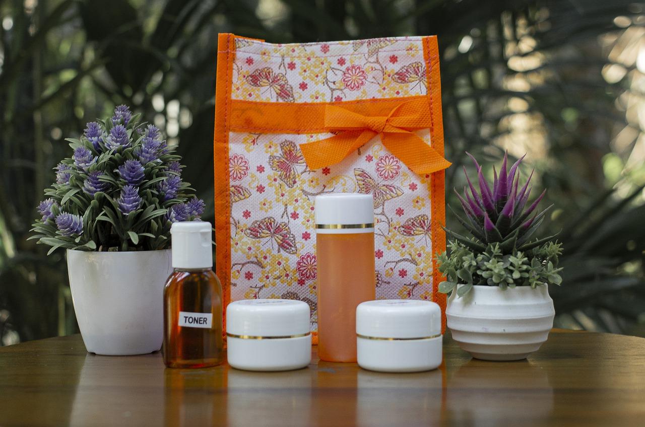 化妆品店贴什么壁纸