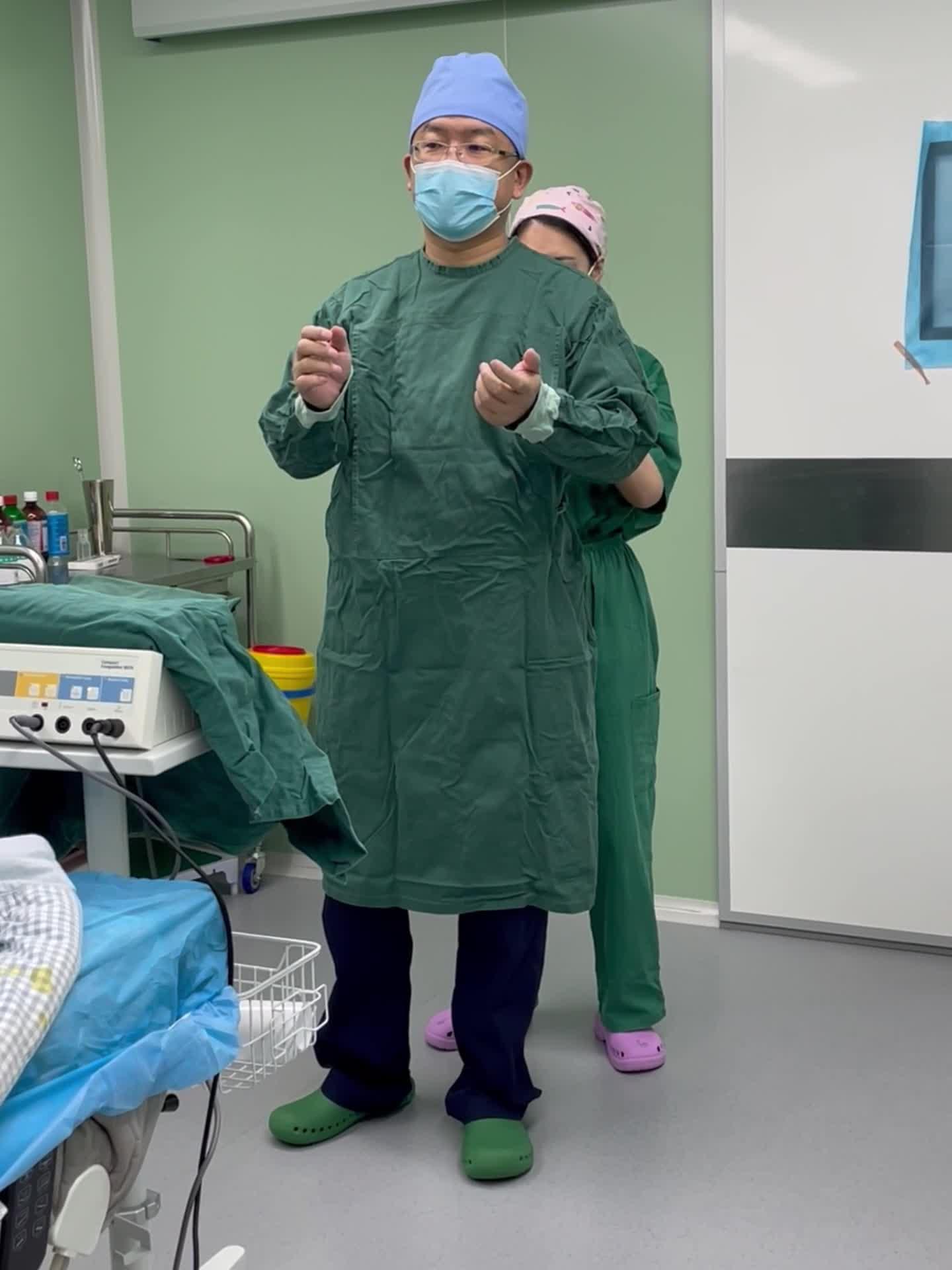 直击大拉皮手术现场医生衣服必须这么穿