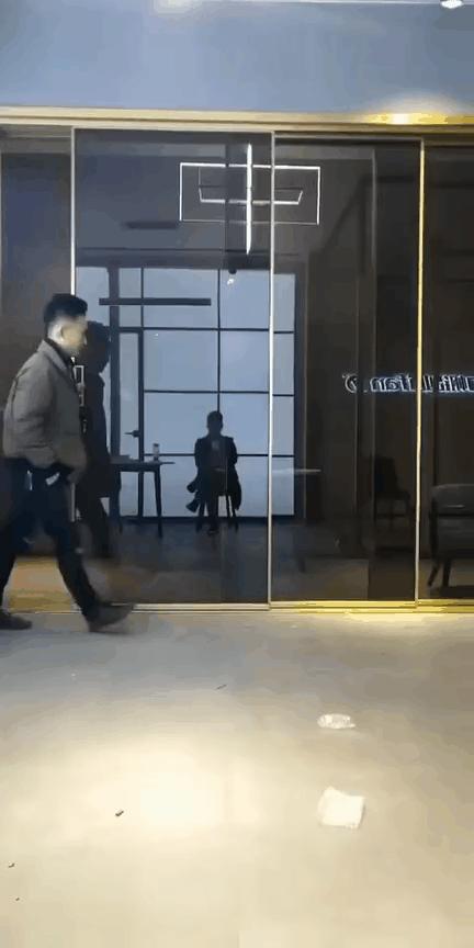 为什么常见移门都是两扇,四扇,三扇却不多见? - 知乎