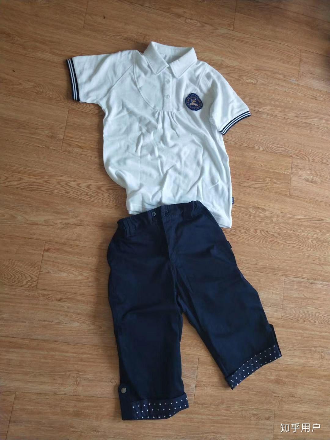 东北育才学校校服什么样