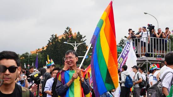 为什么台湾成了亚洲第一个同性婚姻合法的地区 - 知乎