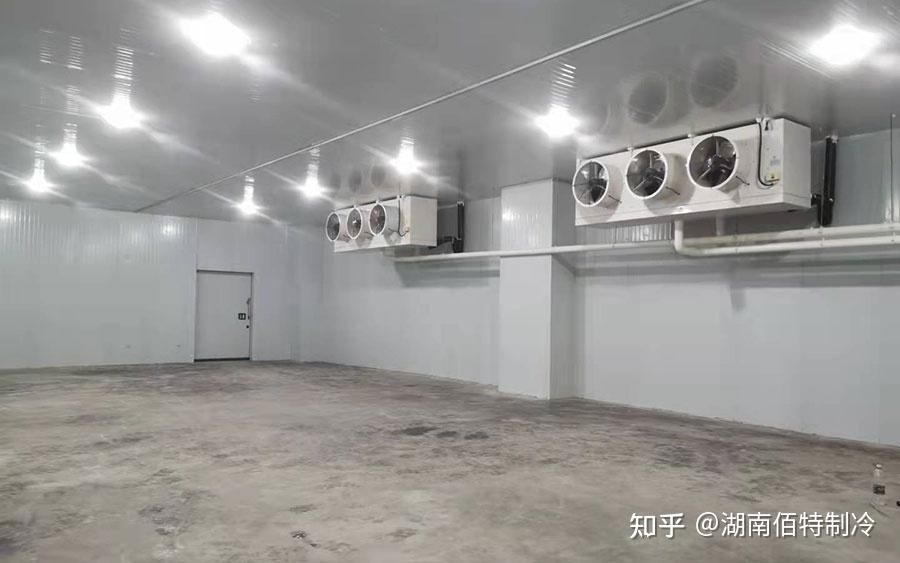 大型冷库进出装卸货物时，如何才能防止冷库冷气泄露？ - 知乎