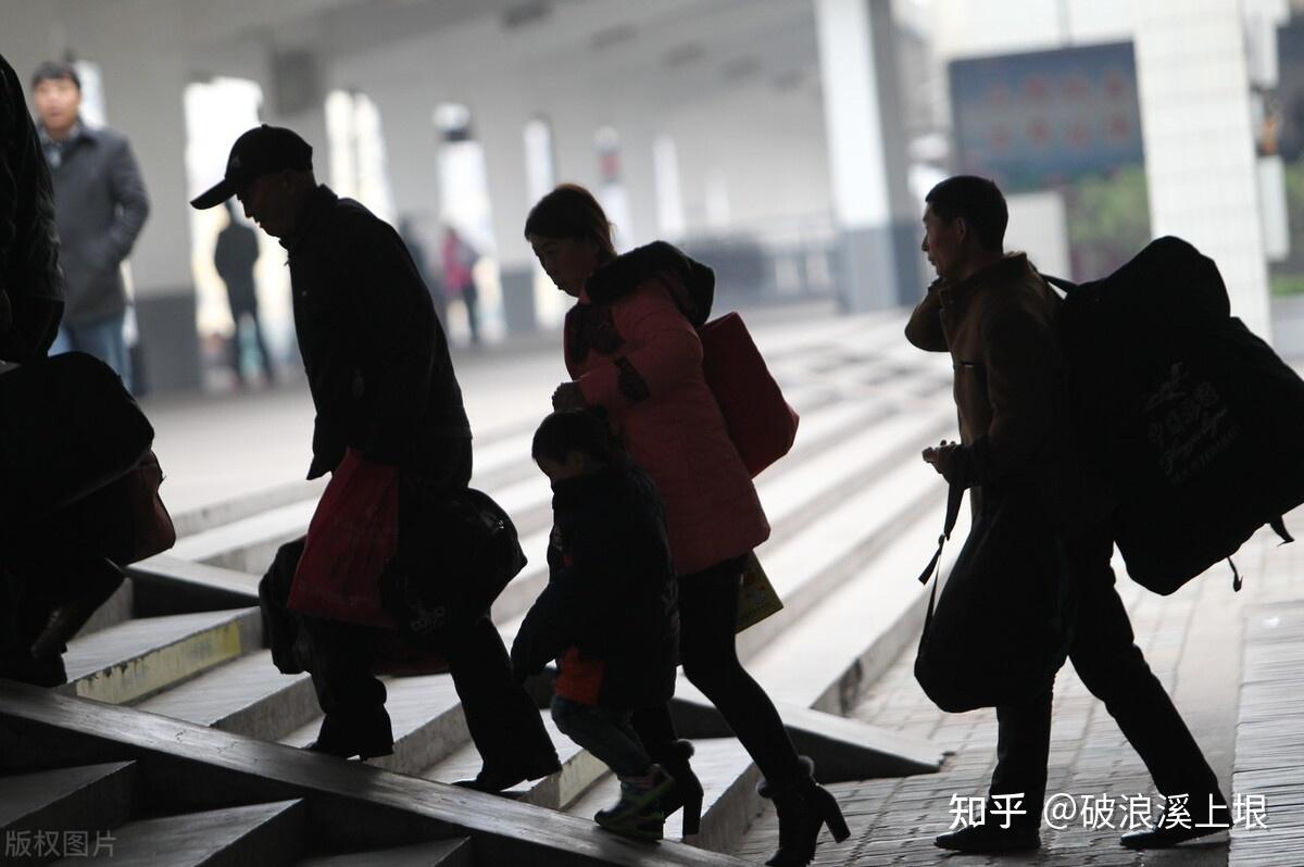 写给离家的我们,愿我们在他乡有相同的温情! - 知乎