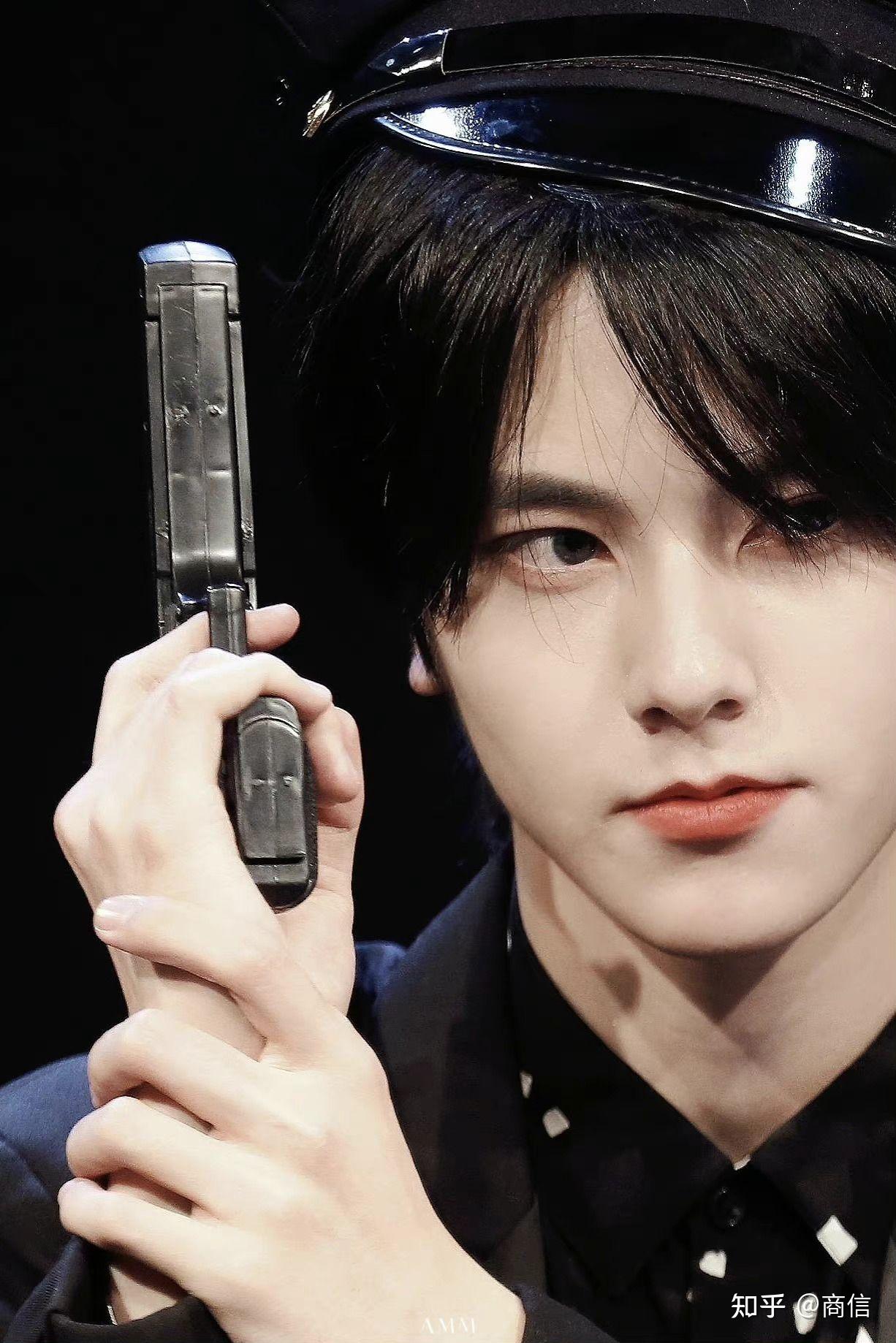 男生长了一双丹凤眼是种什么体验