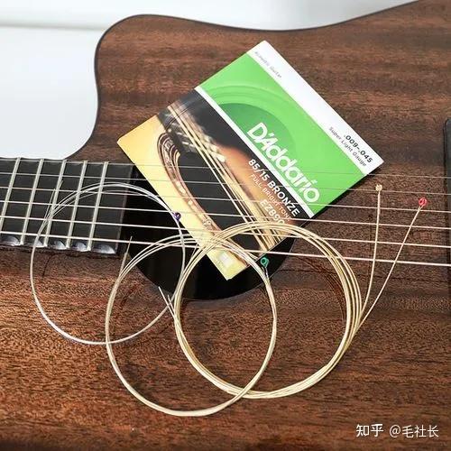 木吉他想要换琴弦,有什么好琴弦推荐?