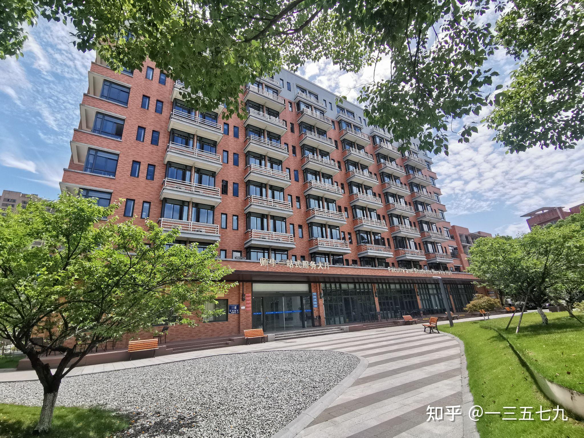 浙江万里学院的宿舍条件如何校区内有哪些生活设施