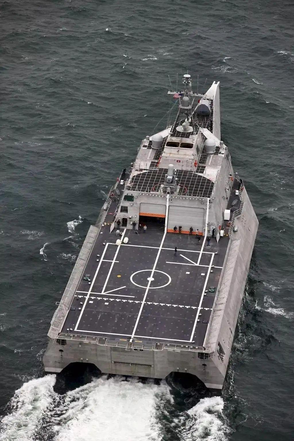 请问如何看待服役仅11年的濒海战斗舰独立号日前悄然退役