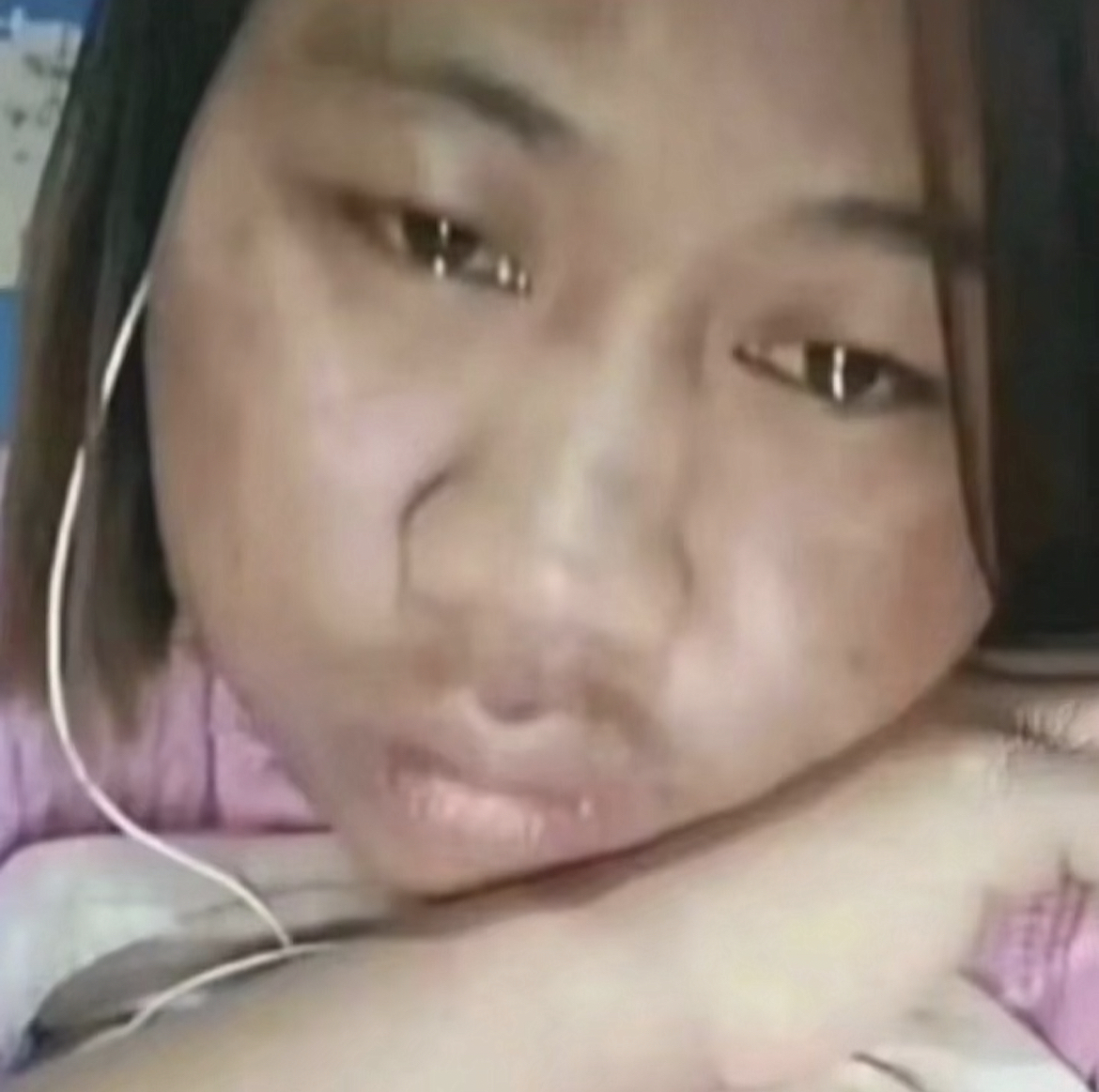 你见到最丑的表情包?