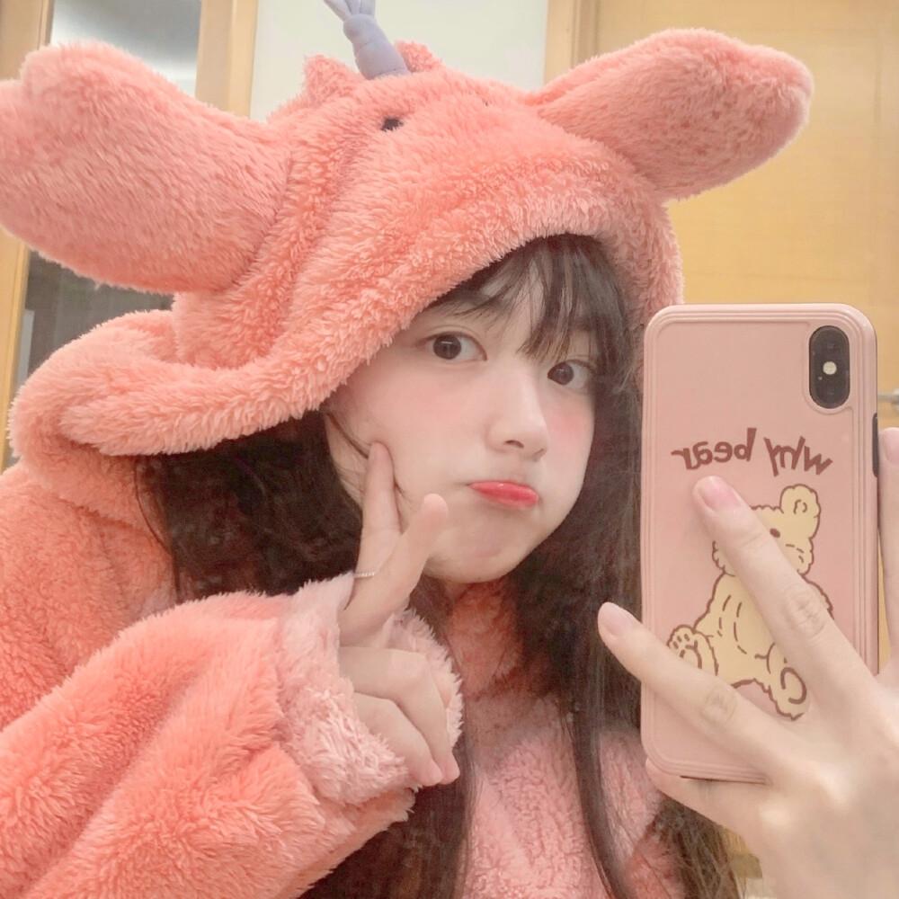 有哪些好看到爆的粉色系头像