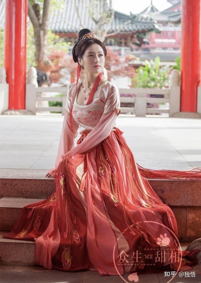 大胸什么形制汉服好看一点?