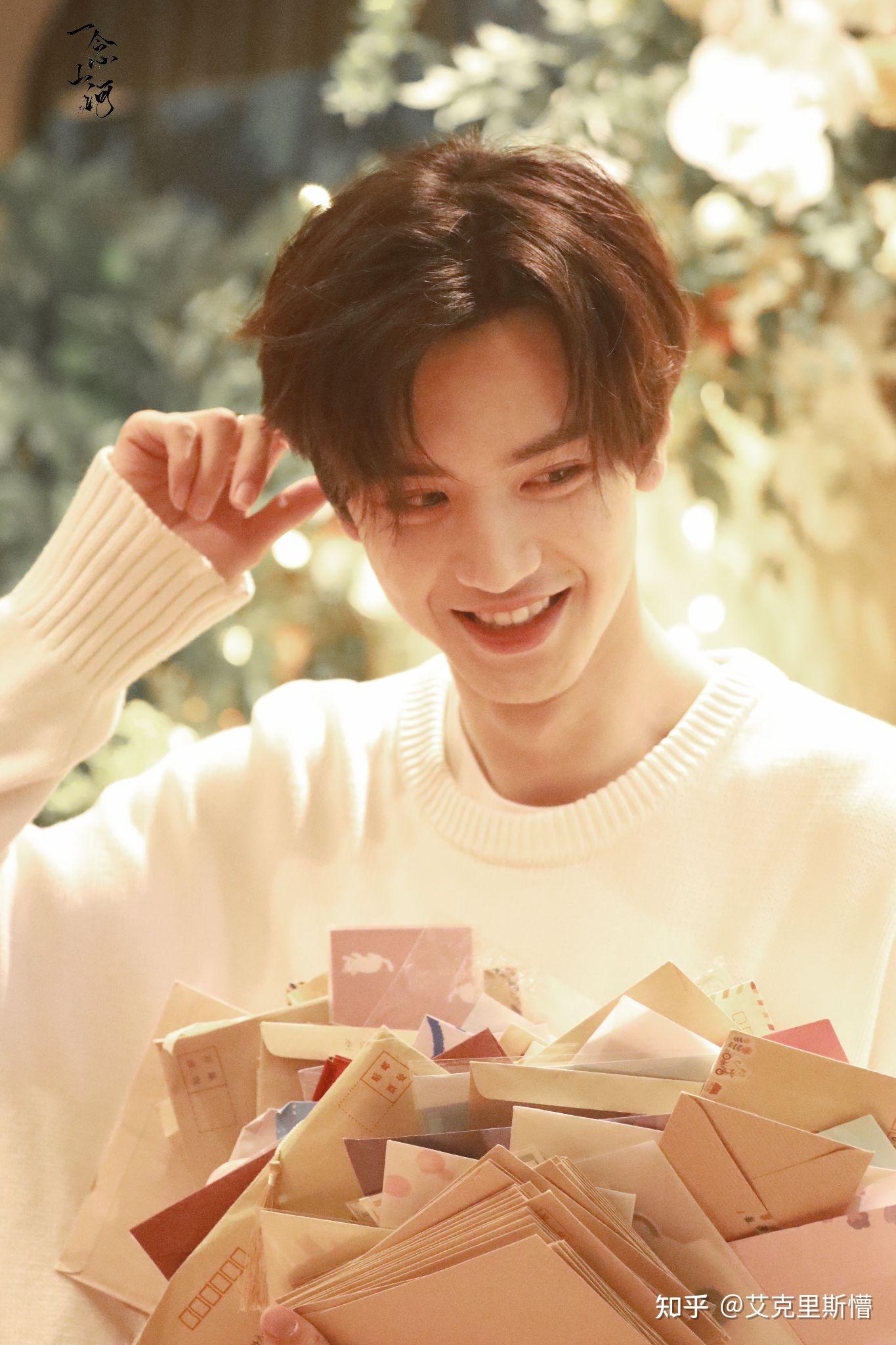 陈哲远有哪些出圈神图? - 知乎