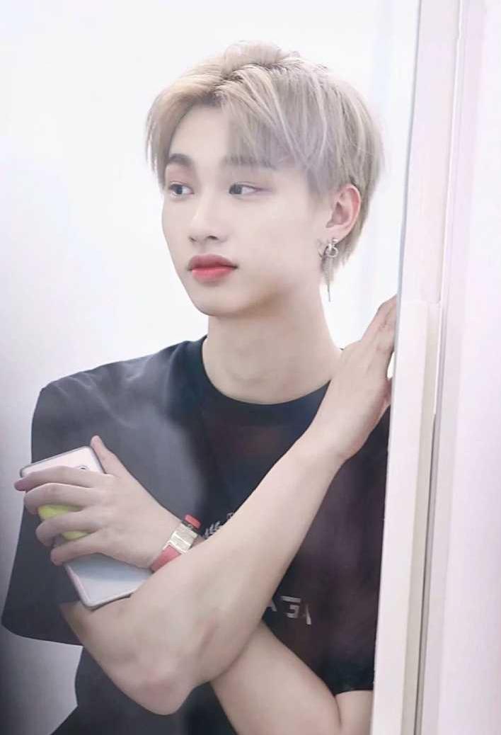 有小姐姐可以发张不期八子的高清照片吗? - 知乎