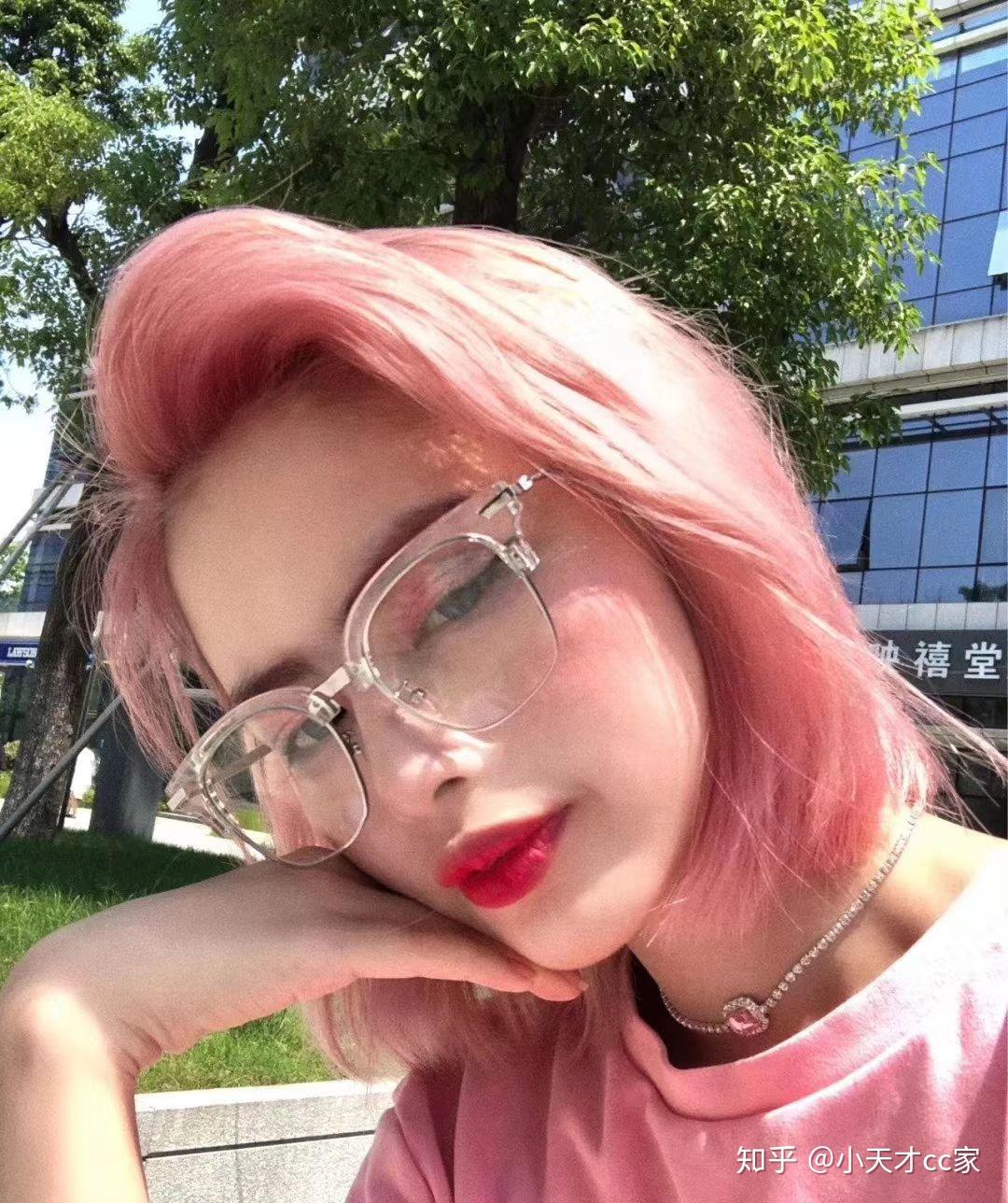 没染过头发想染樱粉色怎么染比较好