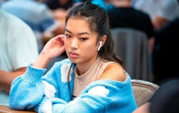 华裔美女棋手周齐宇进军扑克圈,曾受教于Fedor Holz - 知乎
