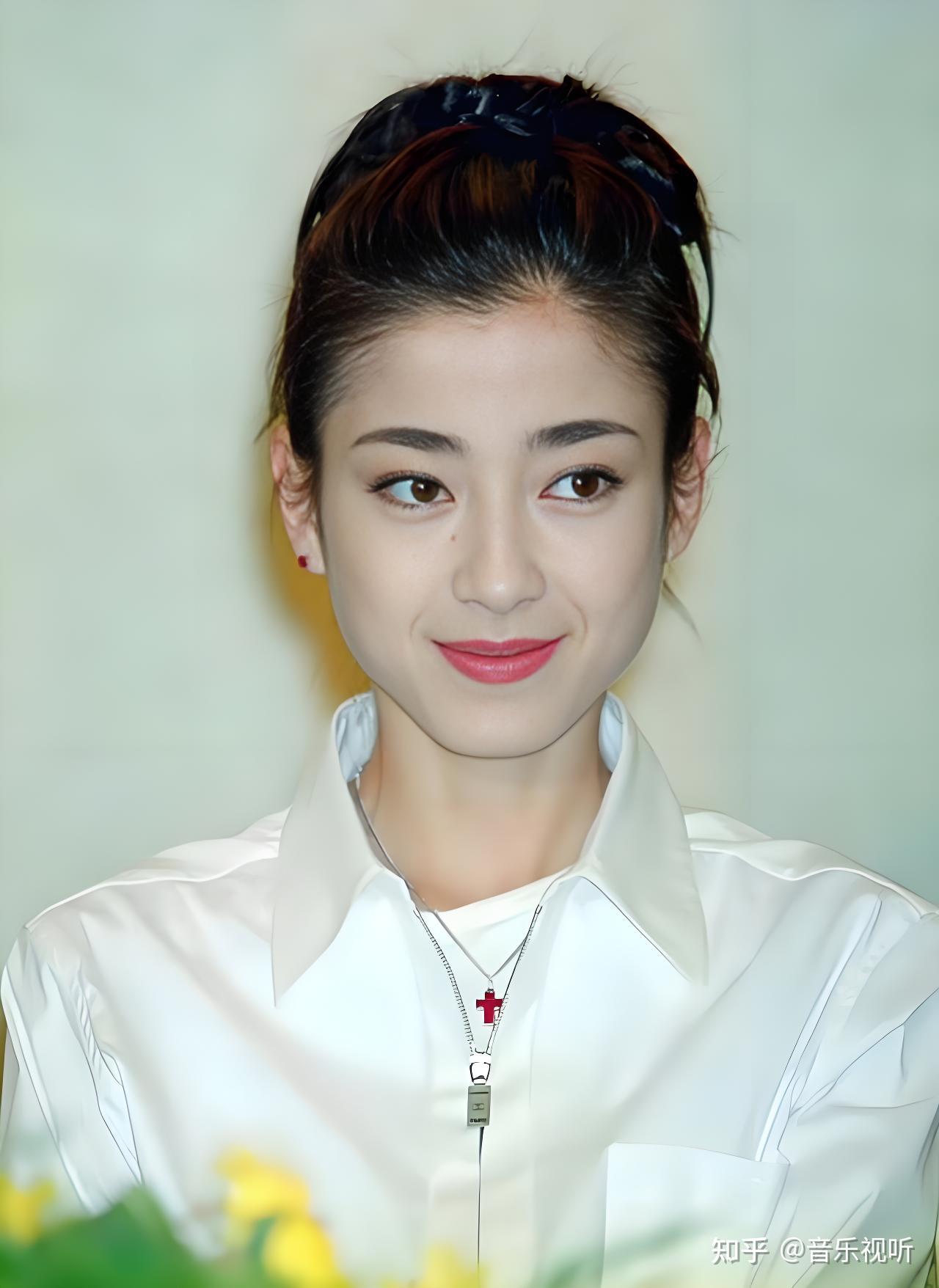 Tags. 宫 ah2. 宫 理 惠. Next page. 宫 fe. 宫... 宫 她 曾 被 165 万 人 看 了 裸 照...