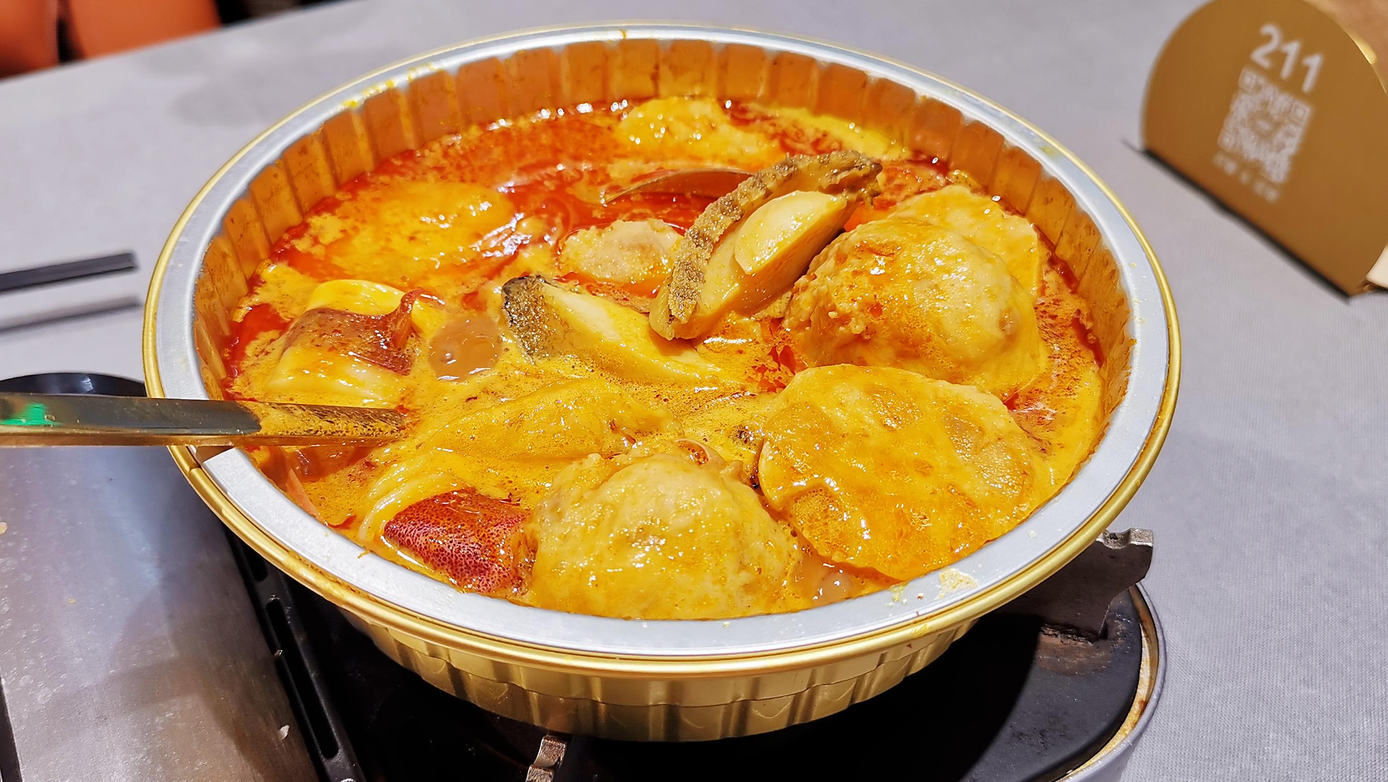 西贝老板贾国龙新开的功夫菜馒头6元一个只卖速冻食评