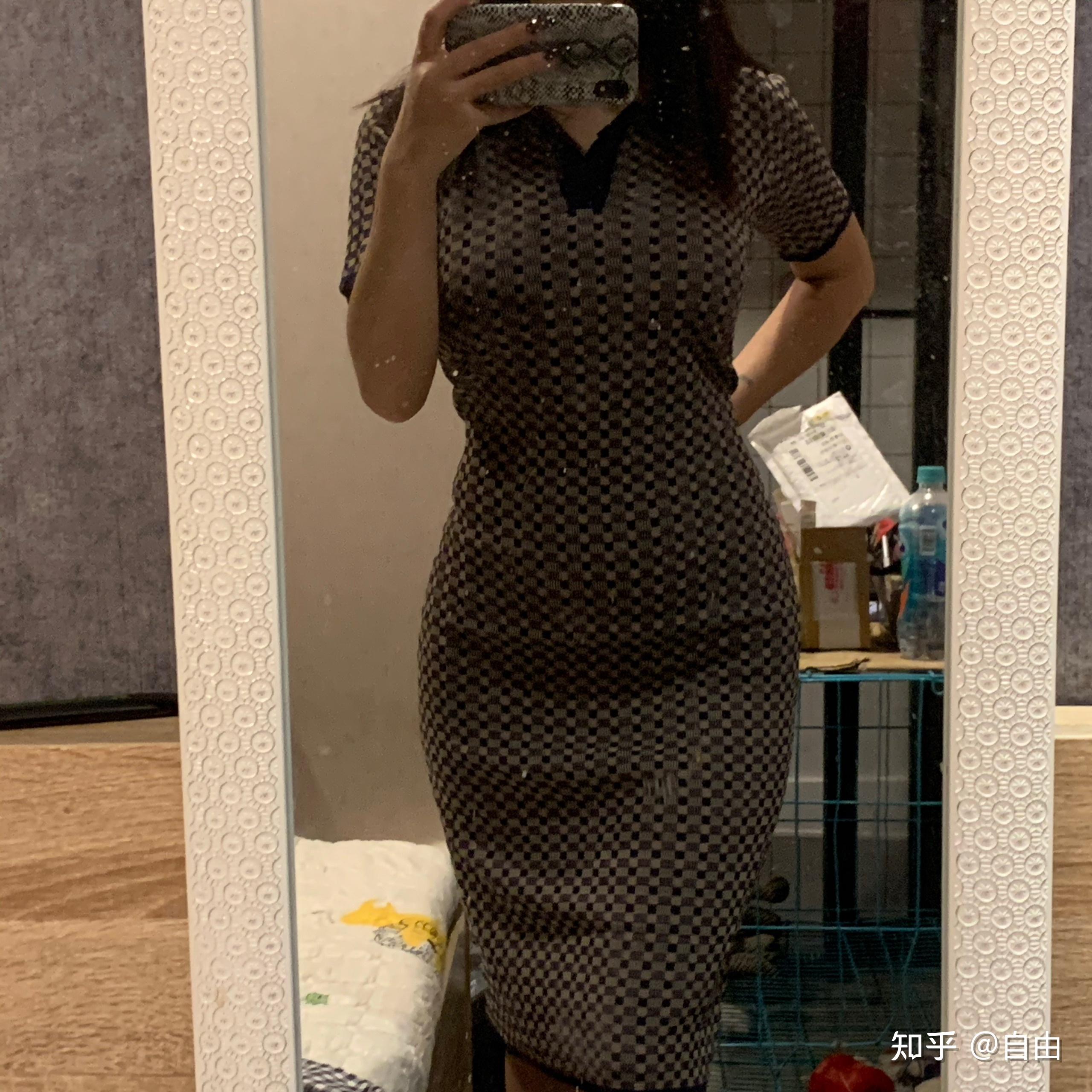 女生身高169体重115斤算胖吗