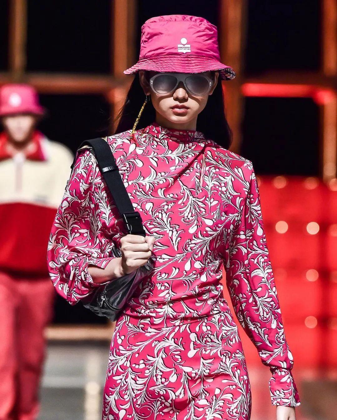 女装印花图案流行分析(图32)