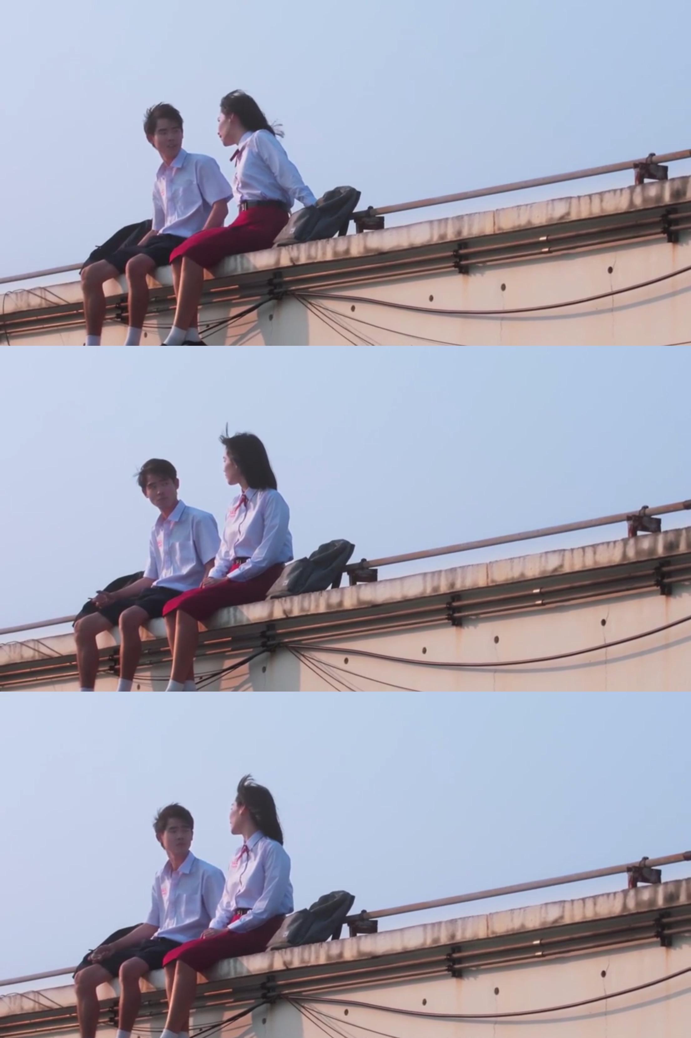 有没有人有那个禁忌女孩娜诺和心动男孩在阳台上坐着的壁纸? - 知乎