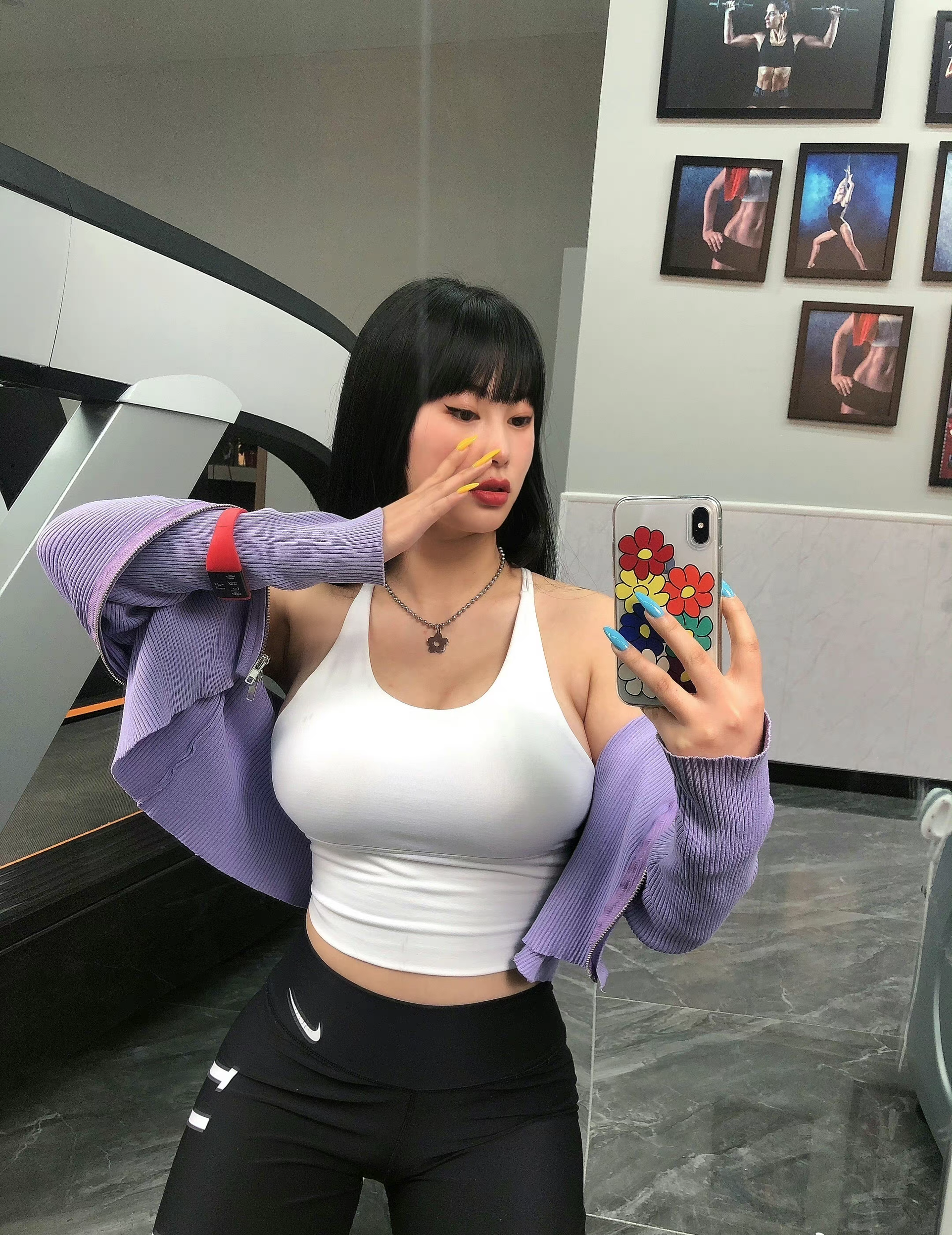 胸大屁股大的烦恼你们有吗