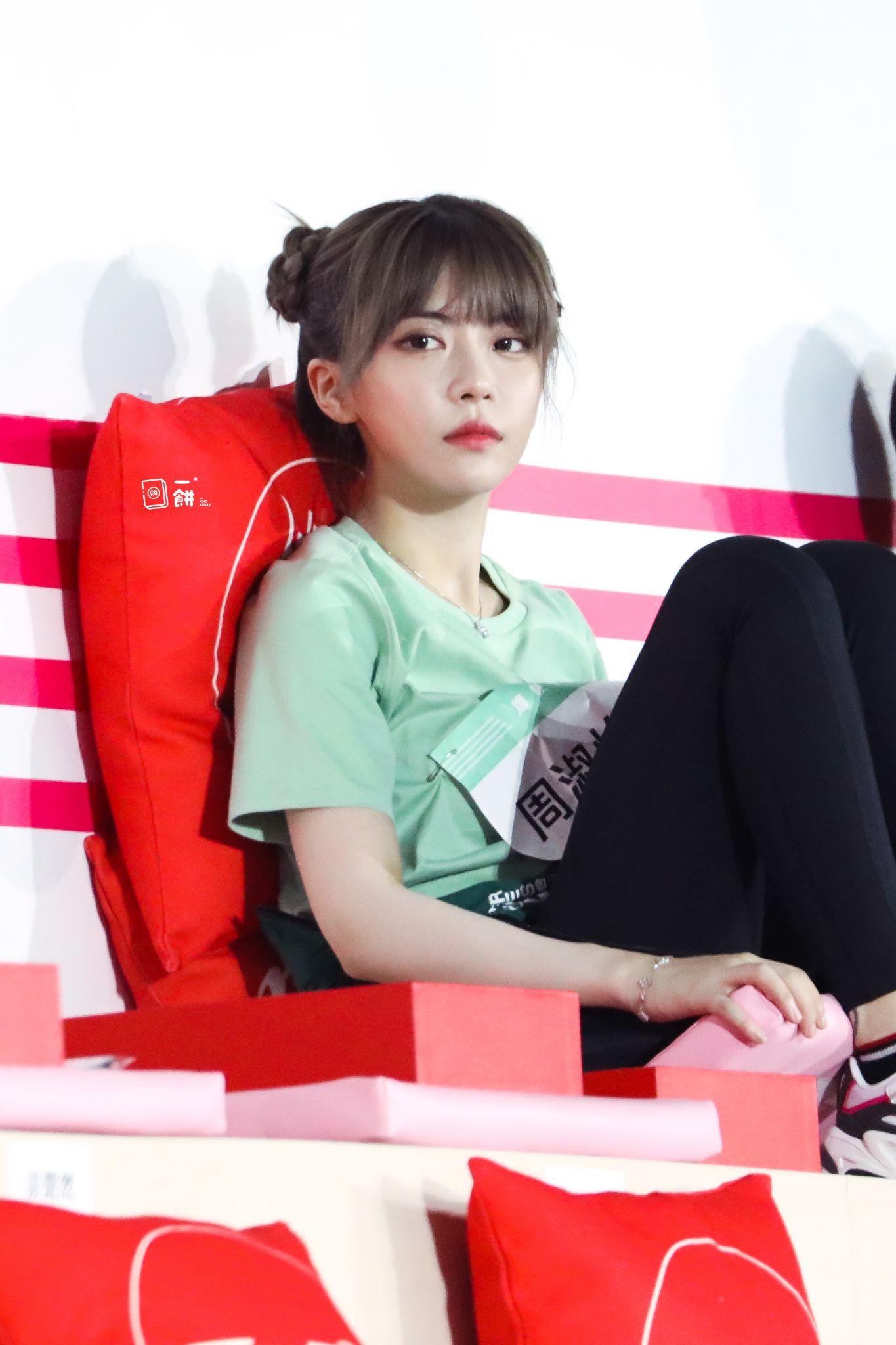 有没有周淑怡的头像或壁纸呀? - 知乎