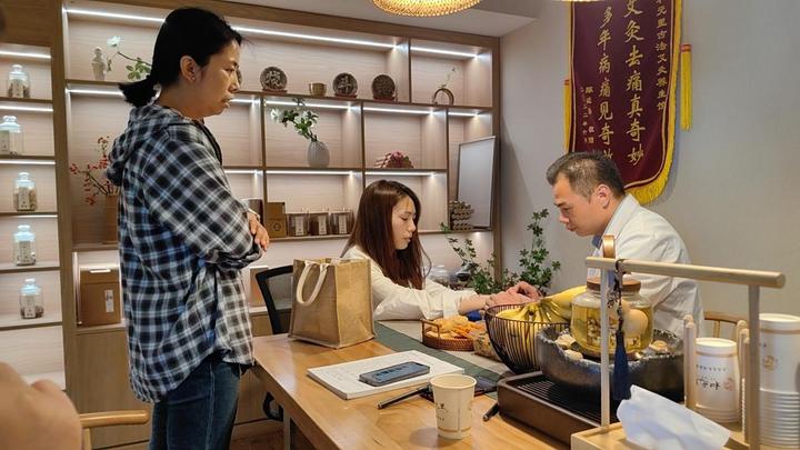 艾灸加盟项目前十名,哪个品牌更具实力? - 知乎