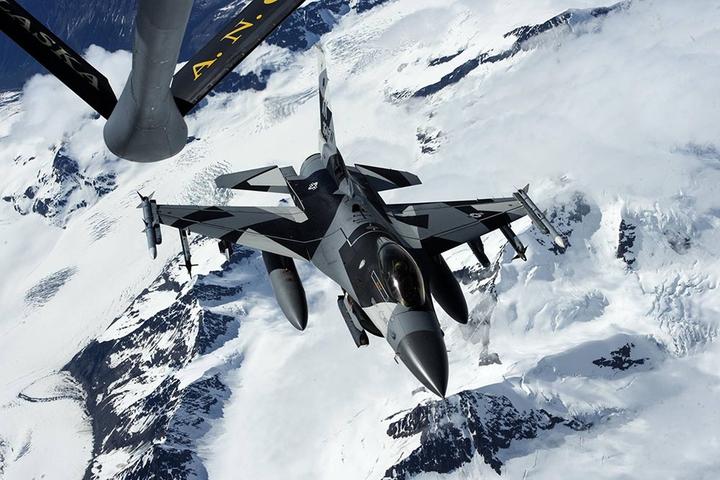 F-16战斗机A/B、C/D、E/F/I型号之间的区别- 知乎