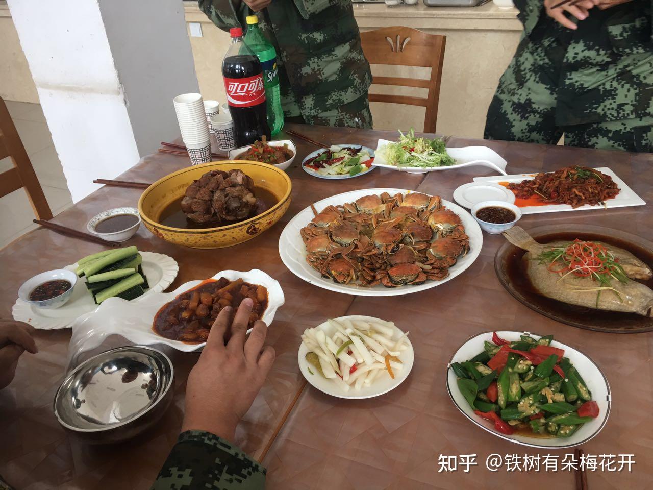 部队的伙食是怎么的呢?