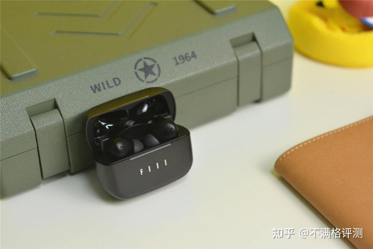 如果你信我,就试一下:fiil cc pro.