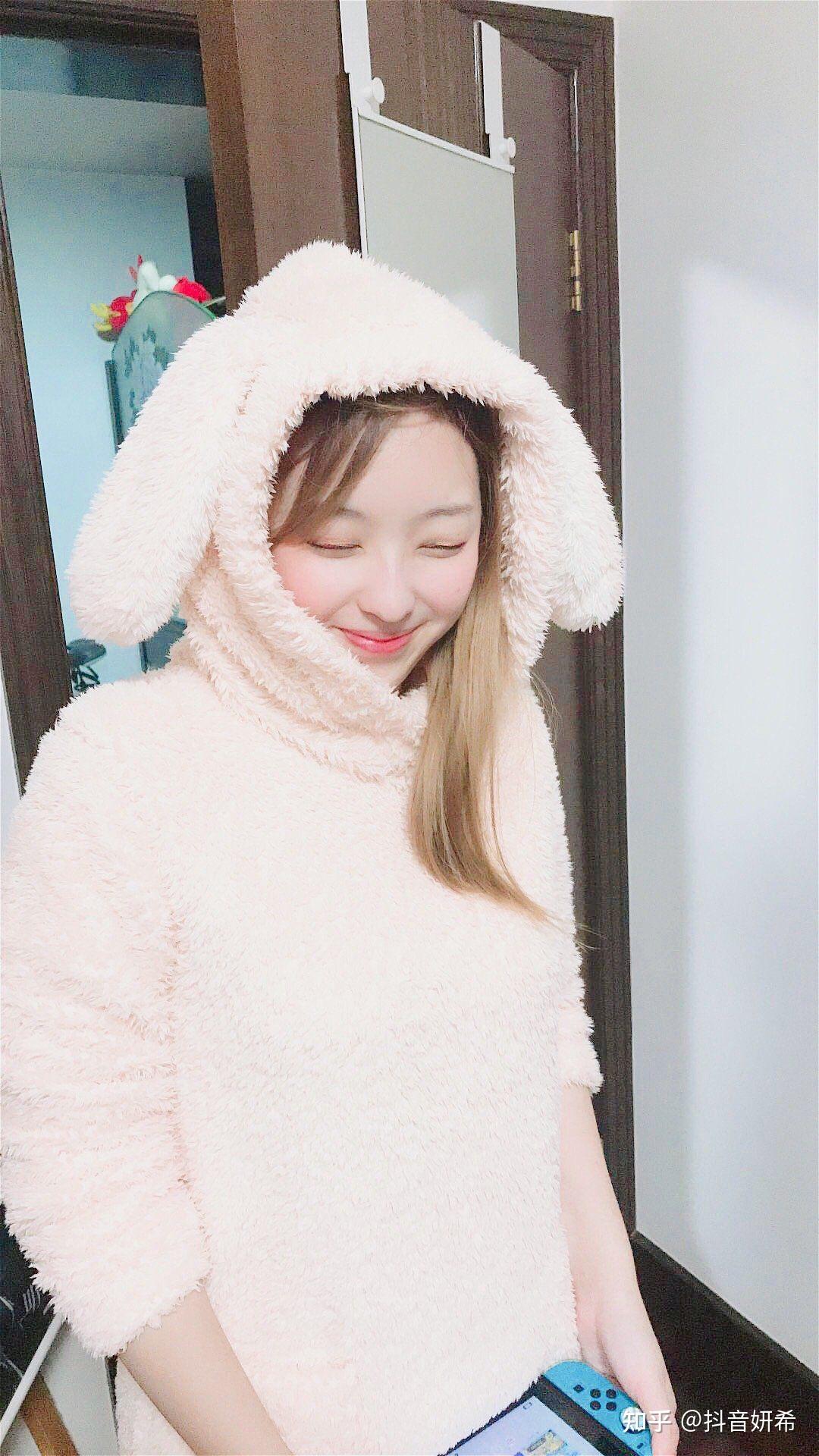 想问问大家如何看待母哥【老番茄女朋友】? - 知乎