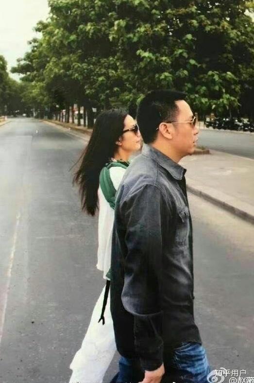 苏有朋还喜欢着赵薇吗