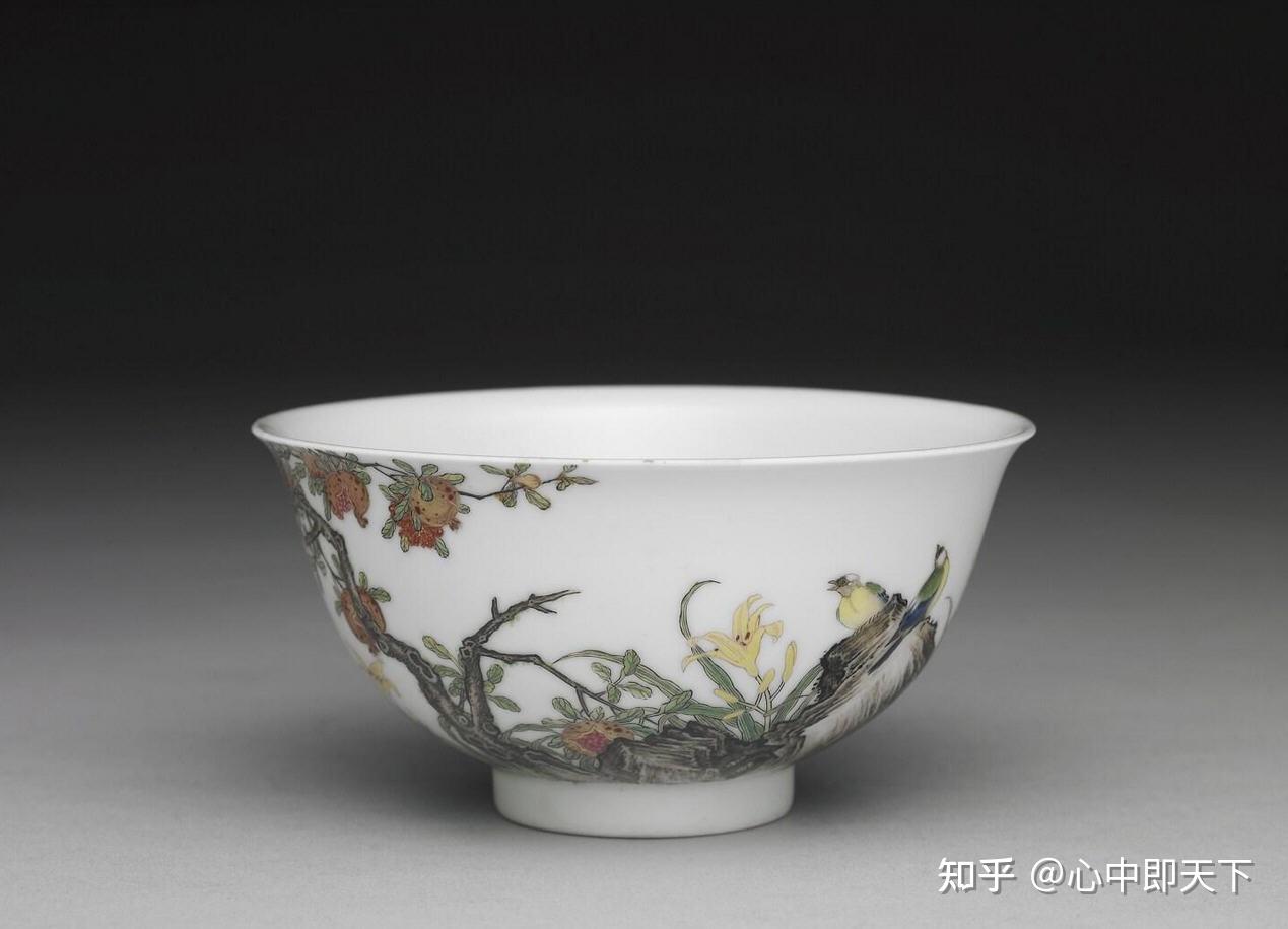 雍正年製　美品　お茶碗　お皿　釉上青花瓷 「過牆石榴文」碗　美品　レア 清雍正珐琅彩石榴花鸟纹碗- 知乎