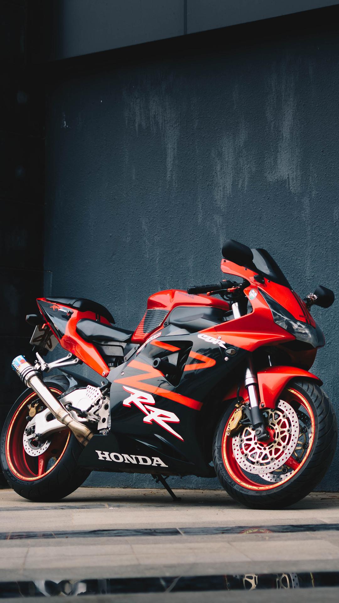 有哪些好看的机车壁纸