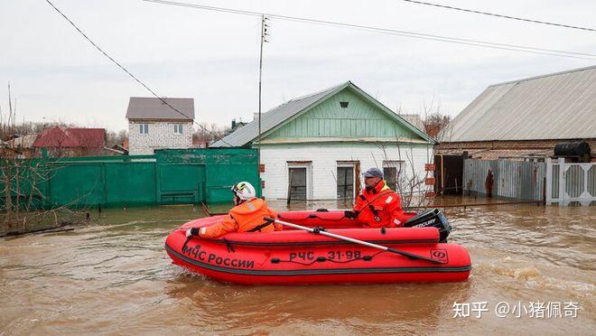 俄罗斯奥尔斯克市由于洪水发生大坝决堤目前当地情况如何