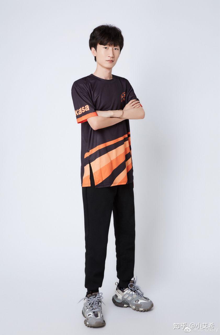 如何看待斗鱼主播otto电棍在ldl赛区ksg战队复出