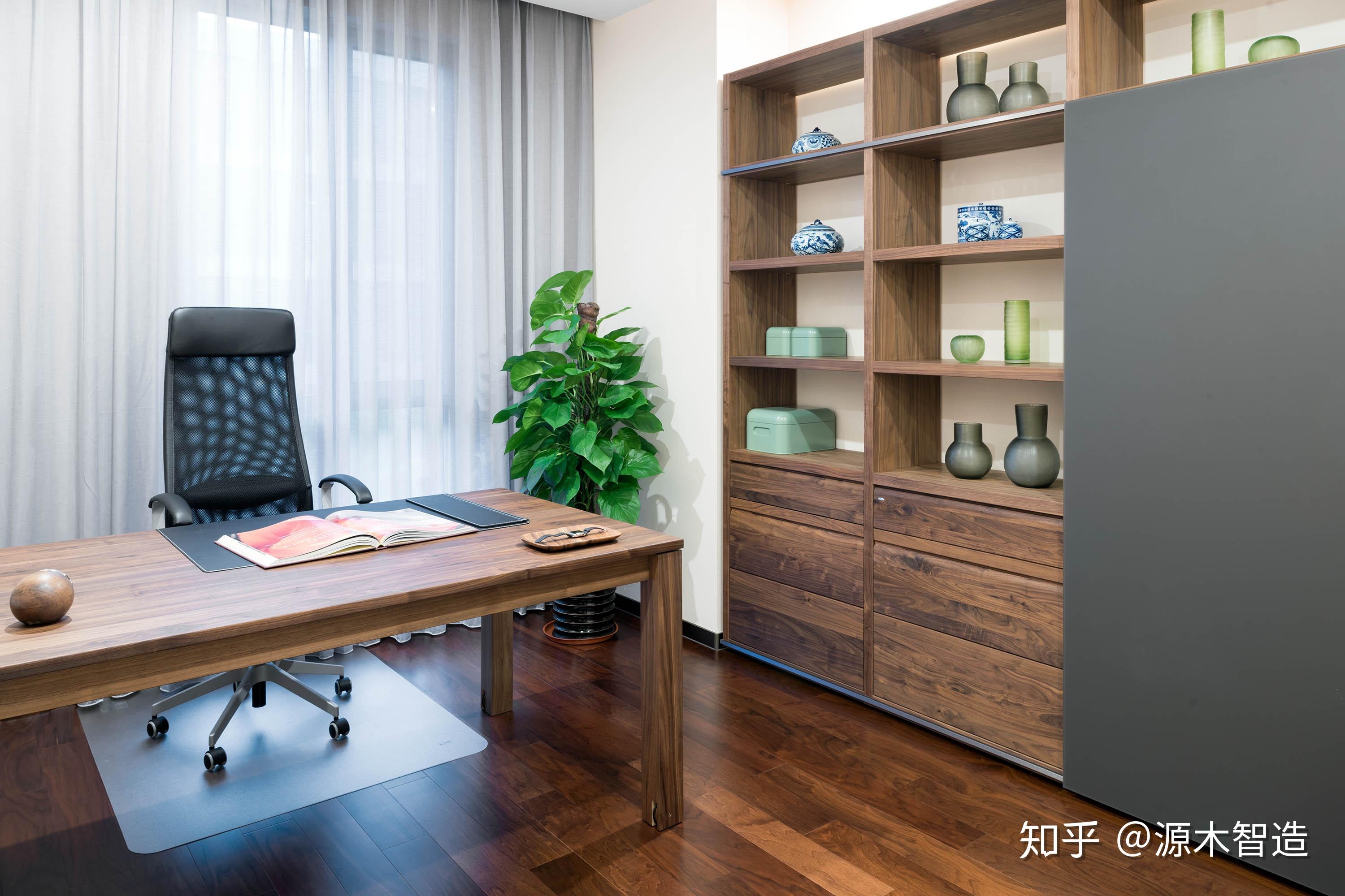 黑胡桃木家具配什么颜色的地板可以装出温馨的北欧风格?