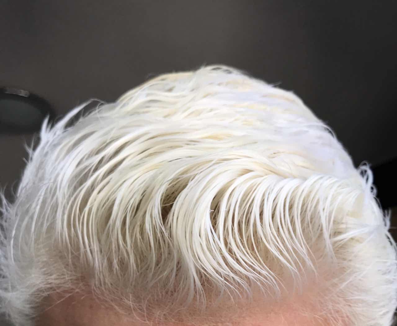 怎么染出一头帅气的白头发? 